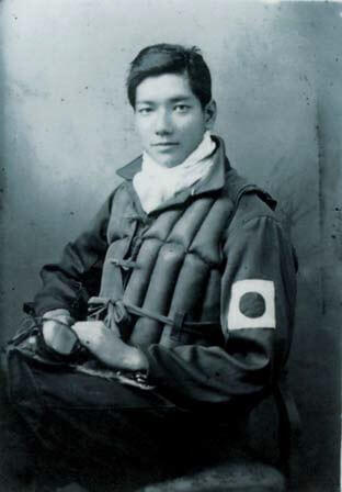 写真1：九州の出水基地で撮影された23歳の高橋淳さんの写真。