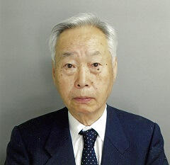 著者_森岡恭彦先生