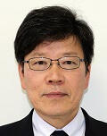 写真:新開省二先生