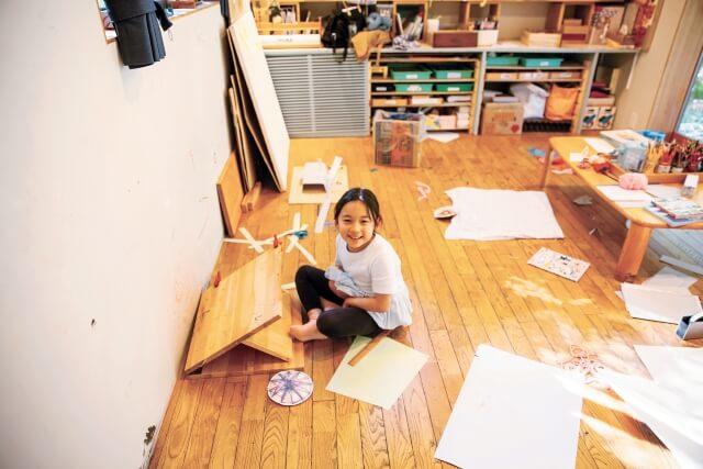 アトリエの風景を表す写真。