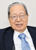 写真：香川　靖雄（かがわ　やすお）