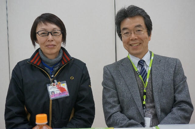 写真1：「牛久市買物支援・支えあいのまちづくり推進協議会」の事務局を務める中村佳代さんと大髙好文さんの写真。