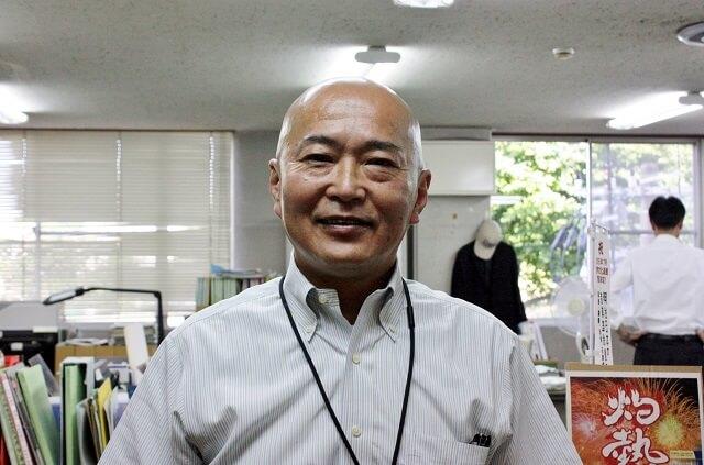 写真1：認知症施策に携わる大牟田市保健福祉部の池田武俊さんの写真。
