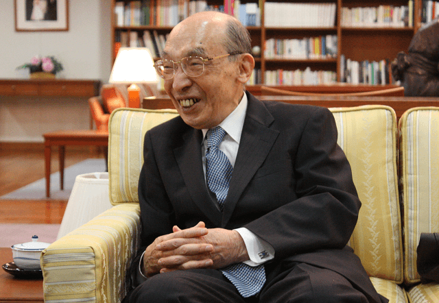 写真2:祖父江理事長の対談風景写真。