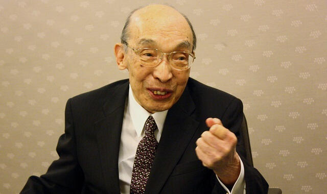 写真2：祖父江理事長の対談風景写真。