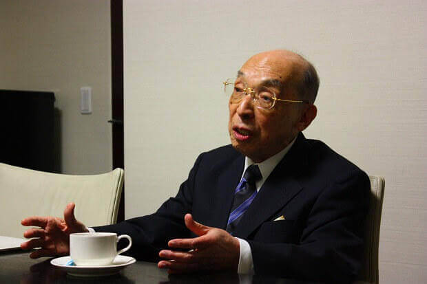 写真2：祖父江理事長の対談風景写真