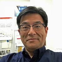 筆者:小川敬之先生の写真。