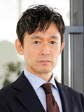 写真：瀧　靖之（たき　やすゆき）