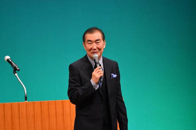 写真:講演3風景